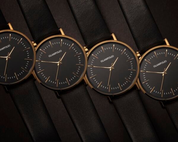 Reloj Minimalista Dorado